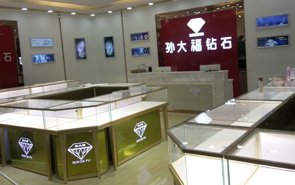 北京珠寶展柜廠家哪里可以定制?
